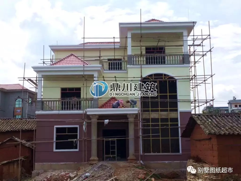 在城里28萬能買到7室4廳3衛1廚1露臺1車庫嗎？在農村建房就可以！